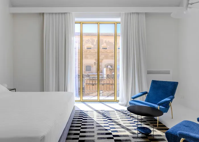 Dome Hotel